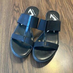 Anne Klein Sport Black Wedge Comfort Sandals Size 8M. Good Preowned condition.